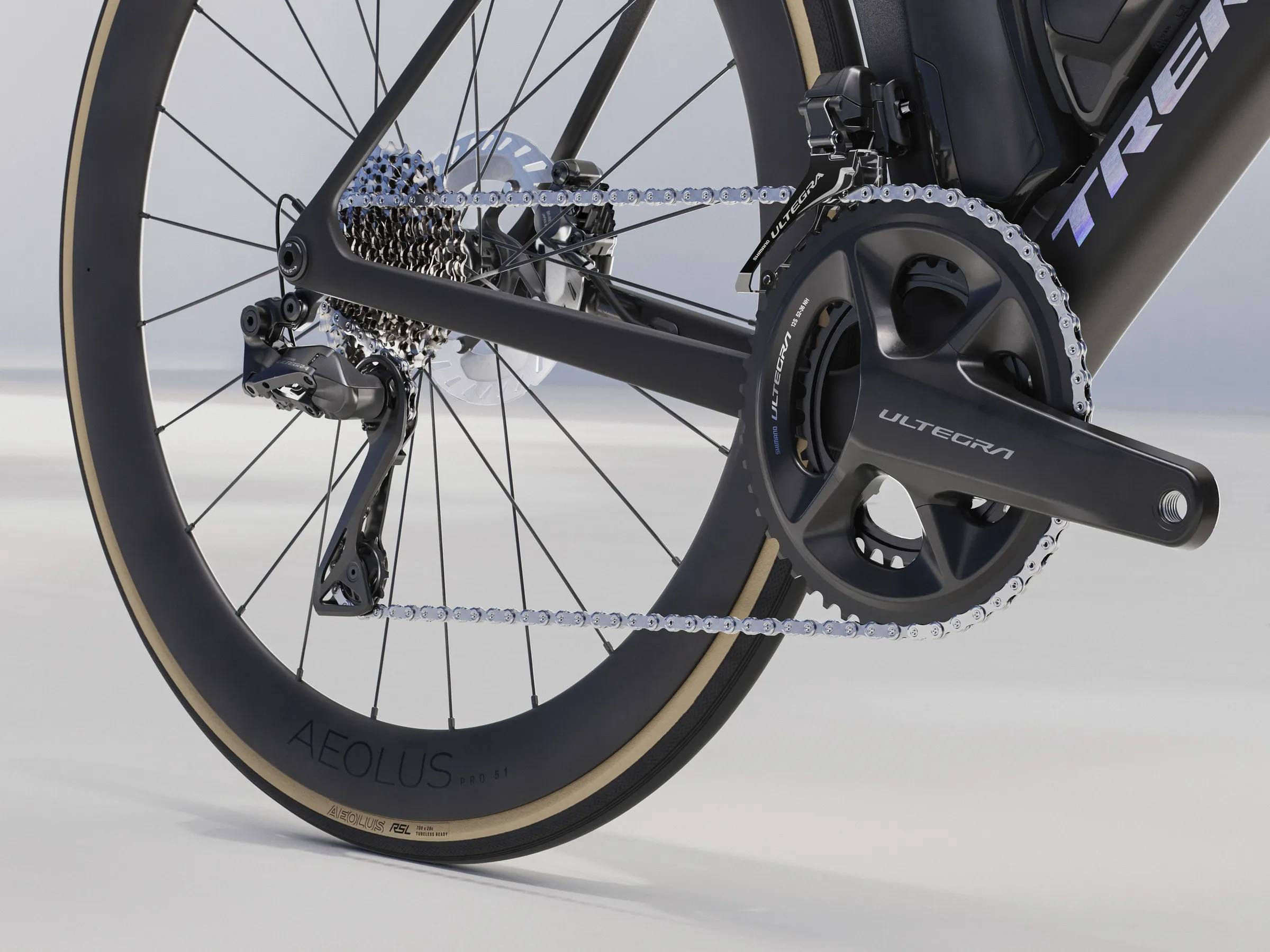 Madone SLR 7 XS Matte Carbon Smoke/Prismatic Pearl