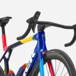 Madone SLR 9 XS Matte Carbon Smoke/Prismatic Pearl
