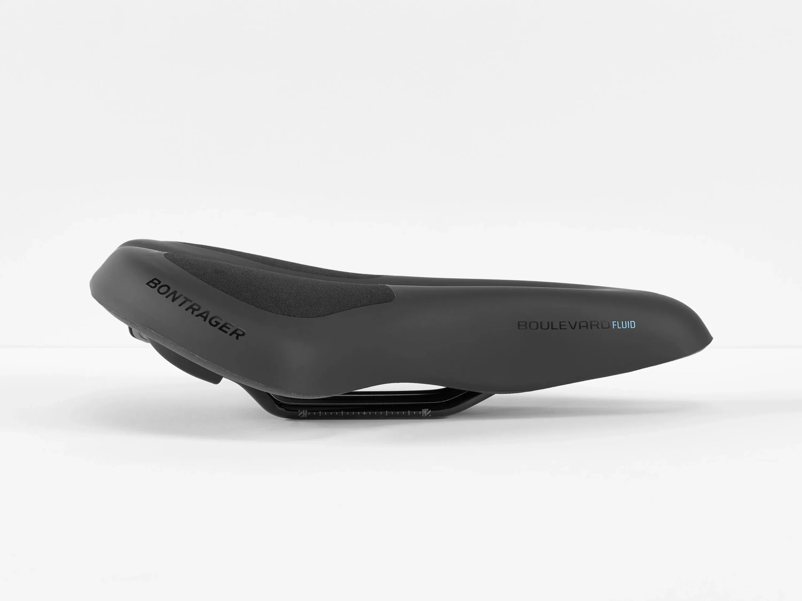 Sadel Bontrager Boulevard Fluid 225 mm Svart