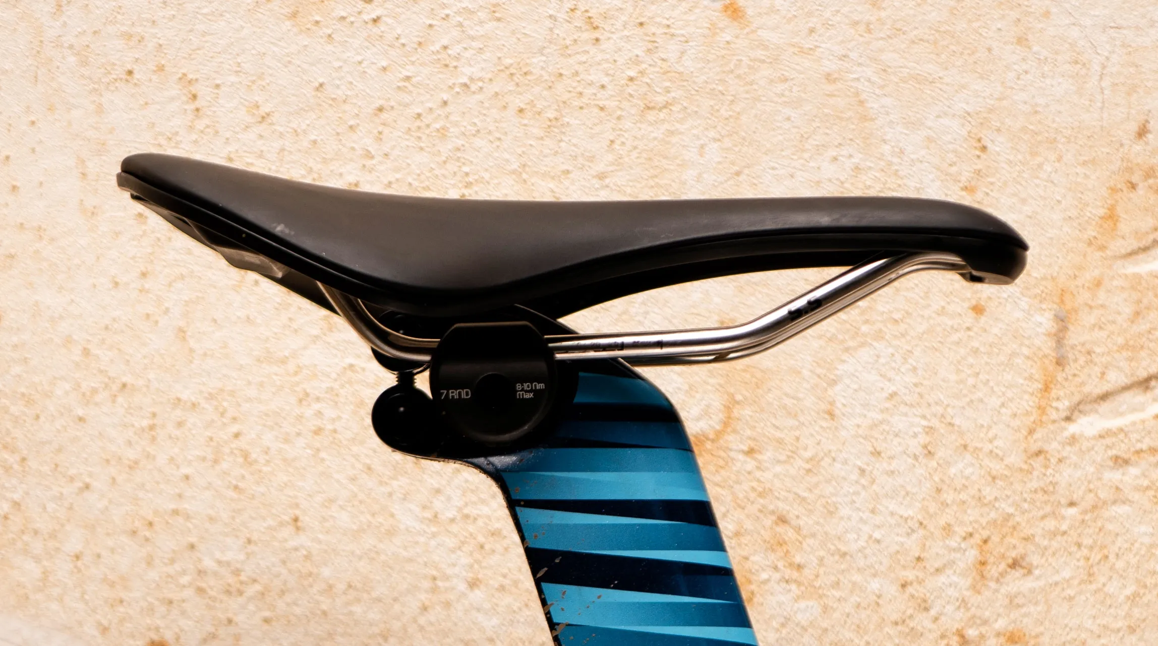 Sadel Bontrager Aeolus Pro 155 mm Svart