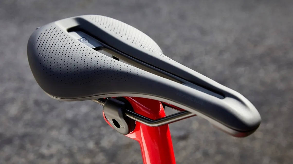 Sadel Bontrager Verse Elite 165 mm Svart