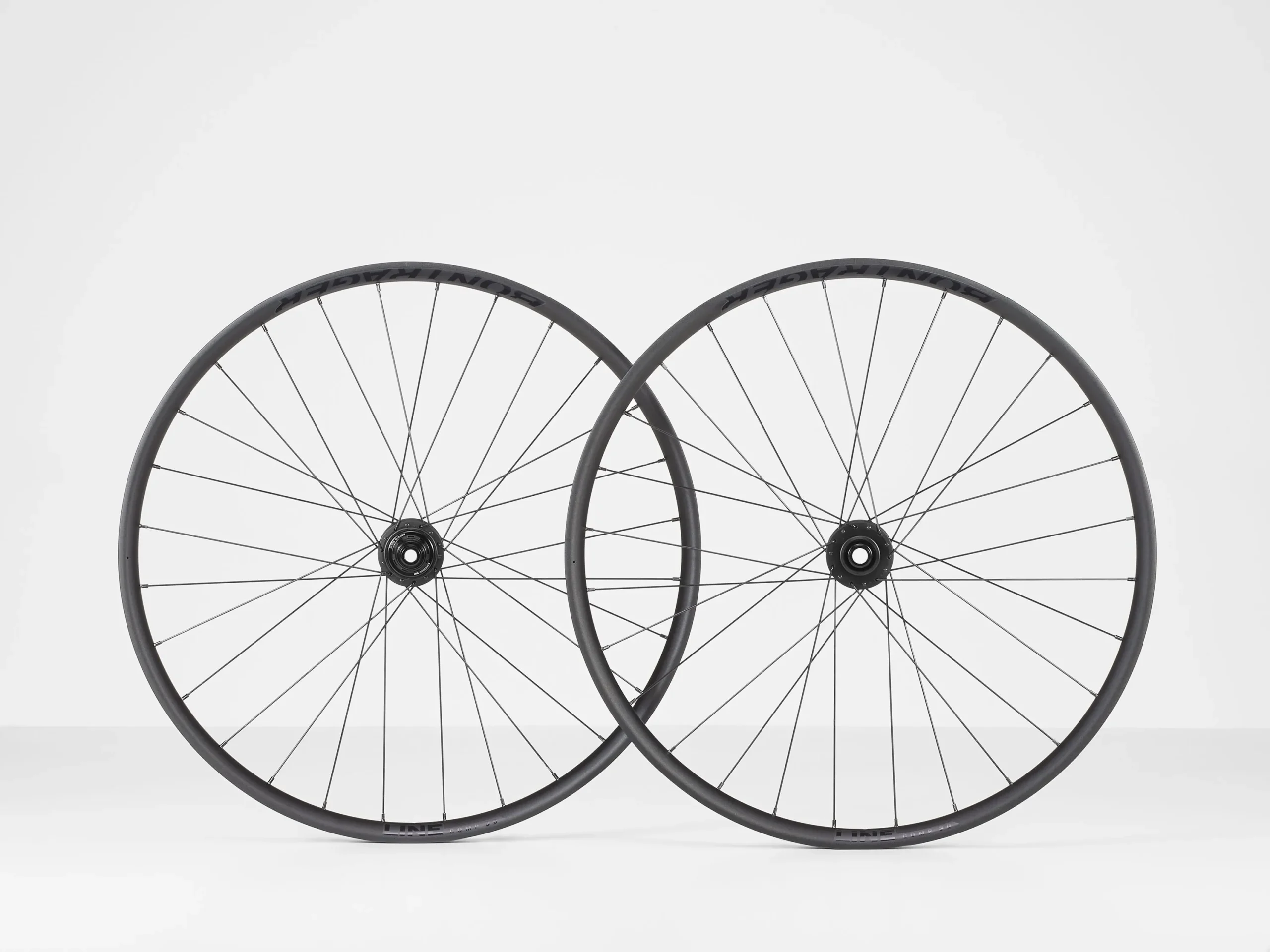 Framhjul Bontrager Line Comp 30 27.5D 110 Svart