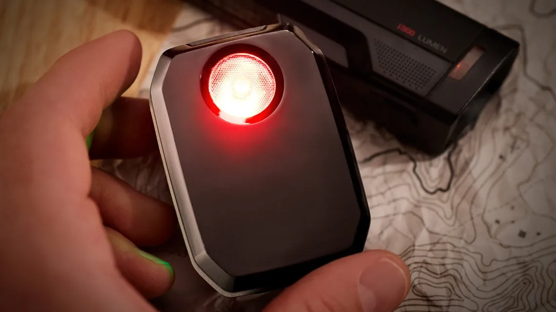 Lampa Trek CarBack USB-laddning baklampa Svart