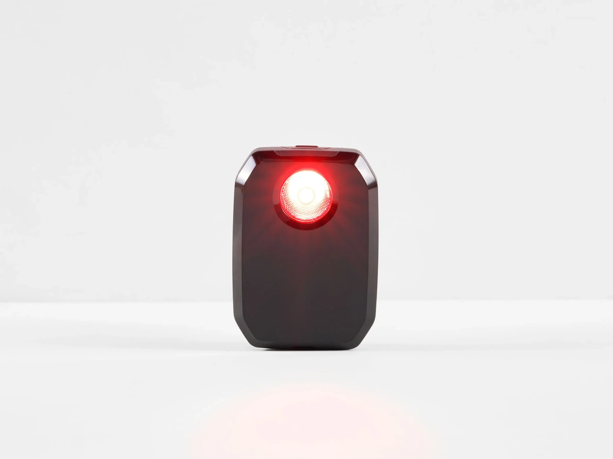 Lampa Trek CarBack USB-laddning baklampa Svart