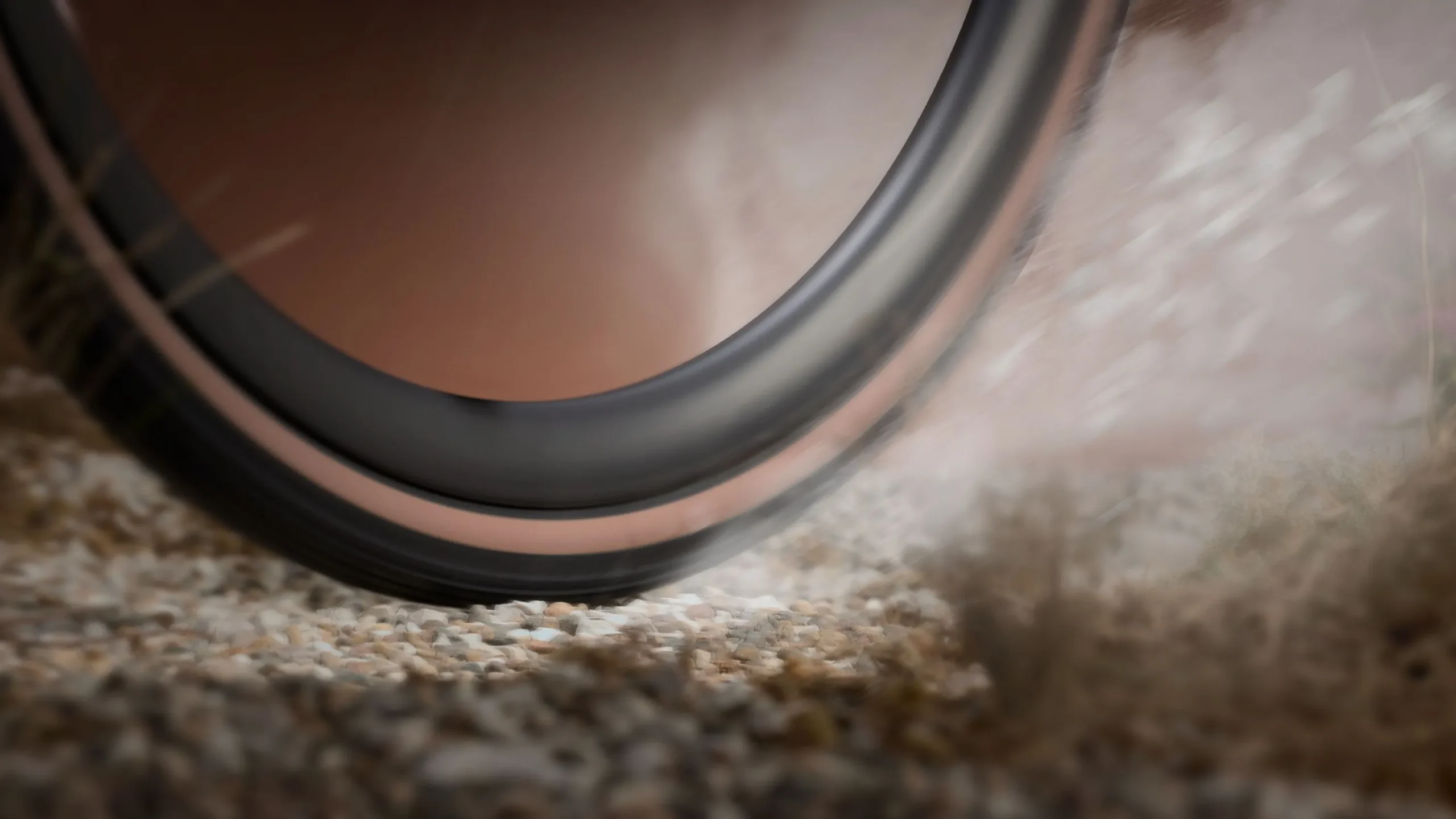 Däck Bontrager Girona Comp RD 700 x 42c Svart