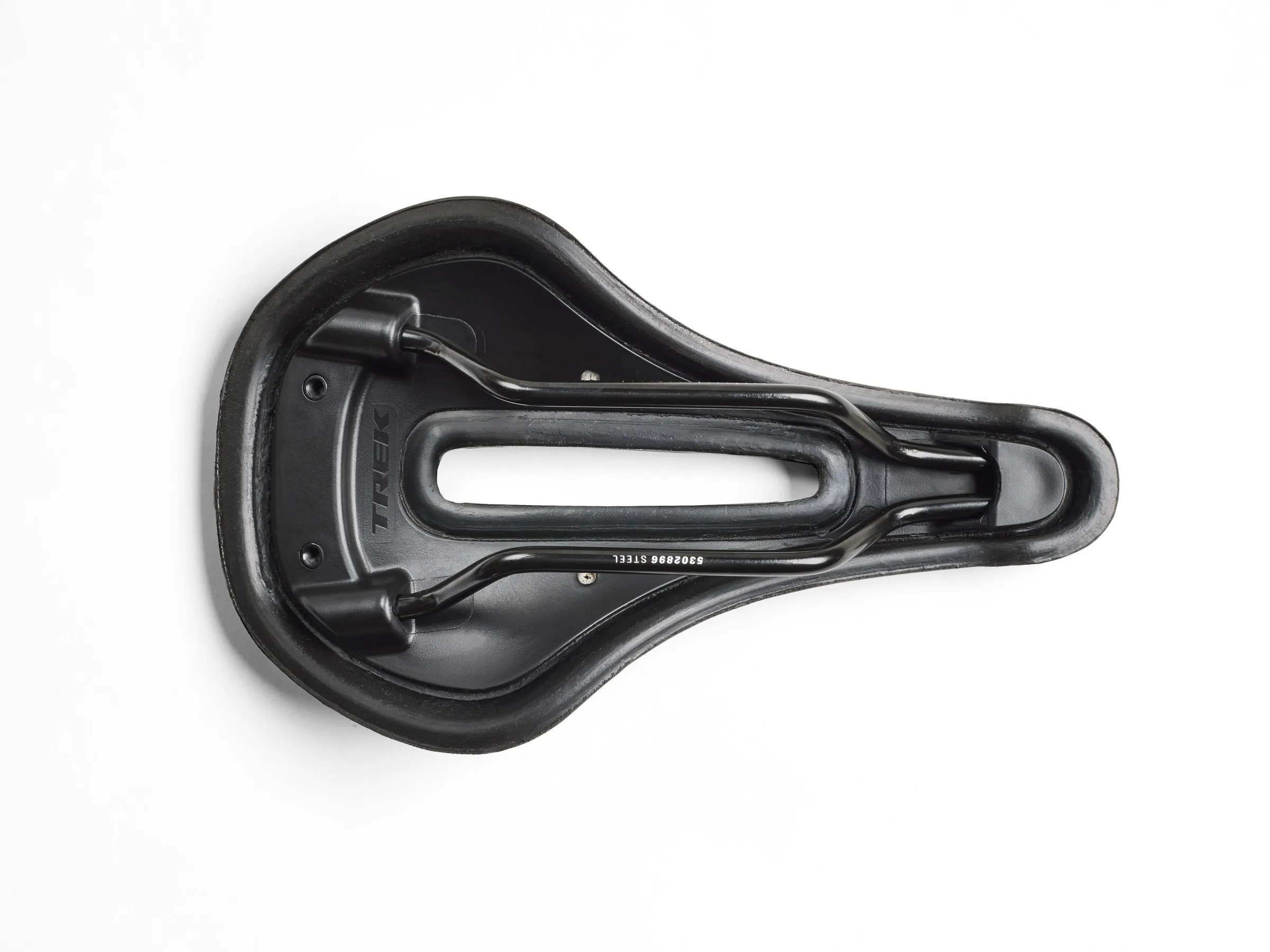 Sadel Trek Verse 145 mm Svart