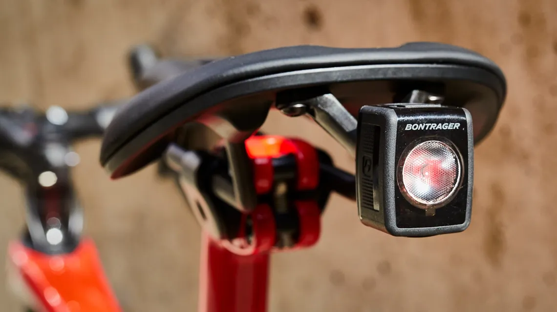 Sadel Trek Verse 145 mm Svart