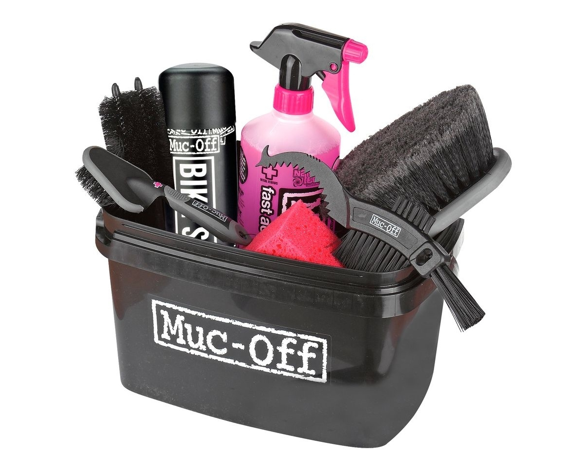 Muc-Off-Cleaning-Kit-8in1
