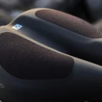 Sadel Bontrager Commuter Fluid 185 mm Svart